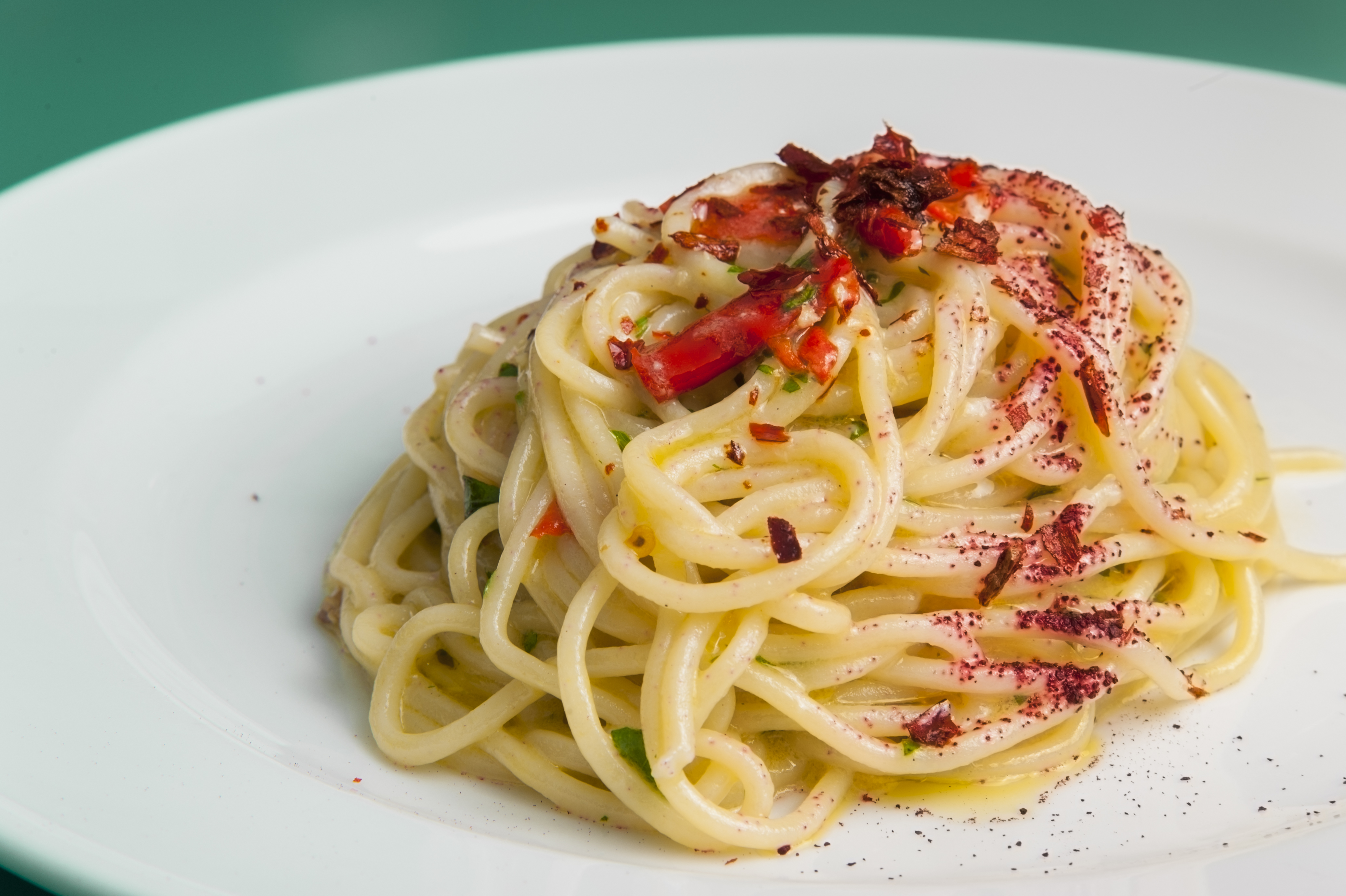 Spaghetti aglio olio e peproncini Primi Un Posto A Milano